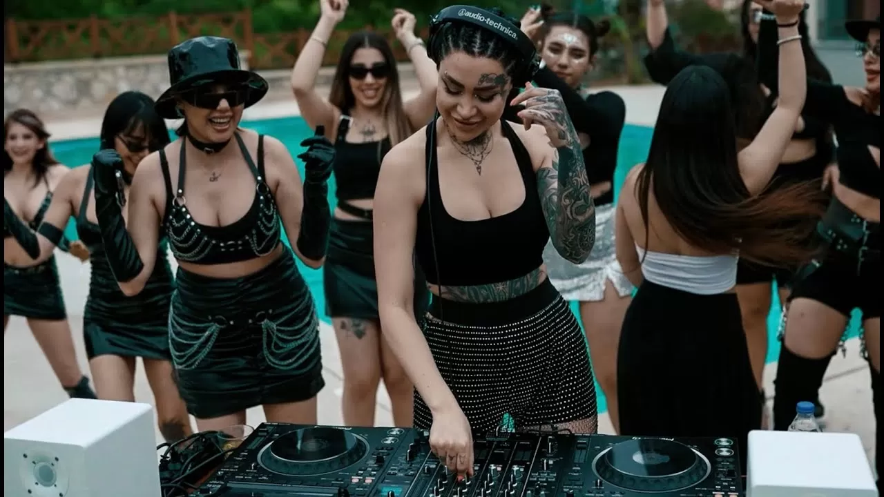 PIXIE - Live | minimal techno , indie dance .