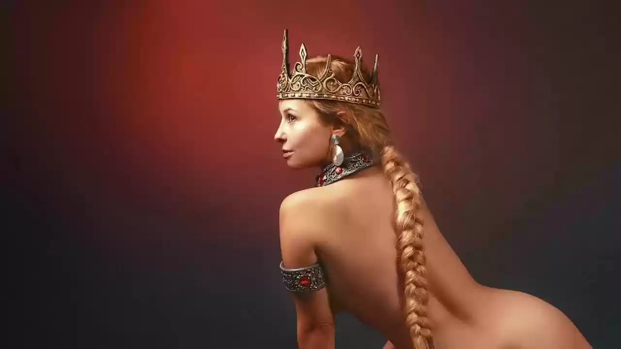 Ambient Queen - LABIS.